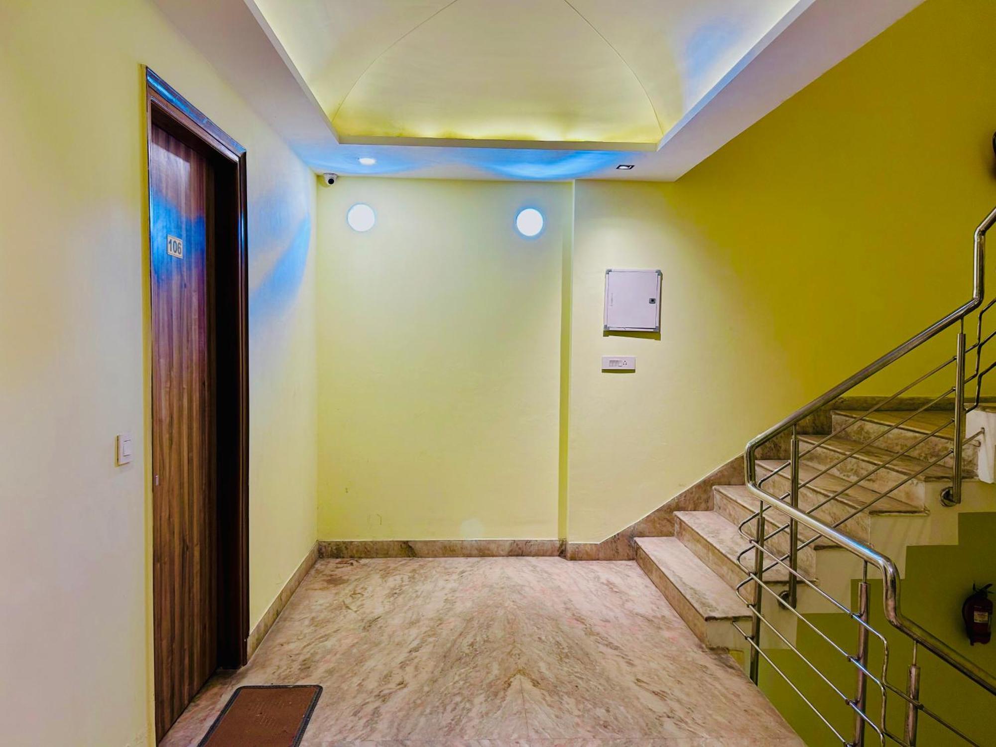 Hotel Royal Paradise By Kdson New Delhi Exterior photo